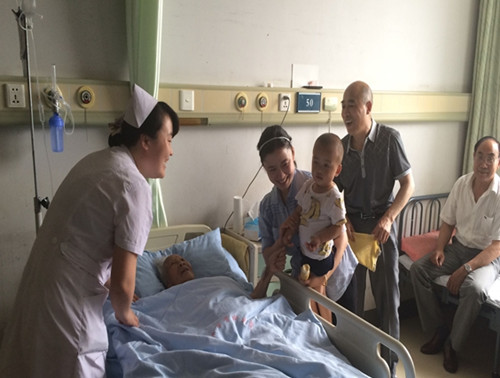 郑州市骨科医院顺利为102岁老人治愈骨折