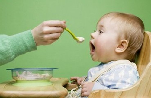 孩子吃饭老挑食 小心易伤身