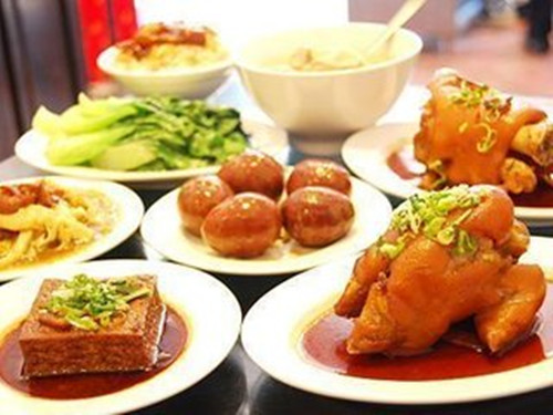 晚餐吃饱更有助于保持身材